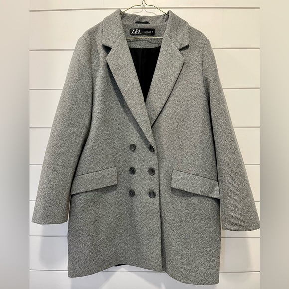 Zara Jackets & Blazers - Zara women’s double buttoned coat.
